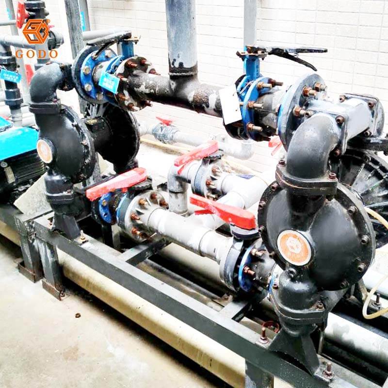 may bom nuoc thai godo