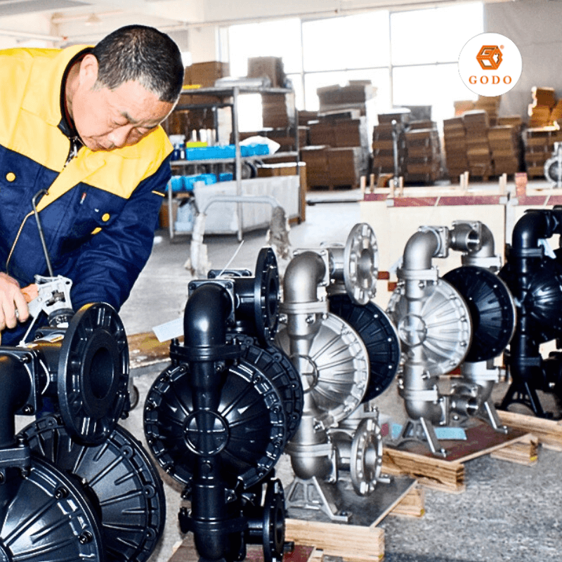 Máy bơm nước thải