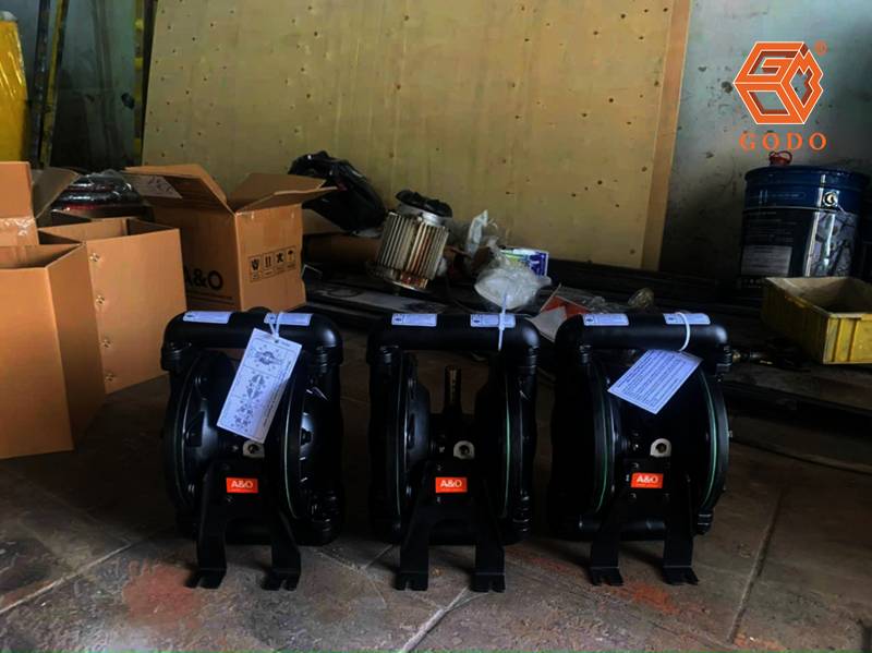 bơm màng khí nén hóa chất