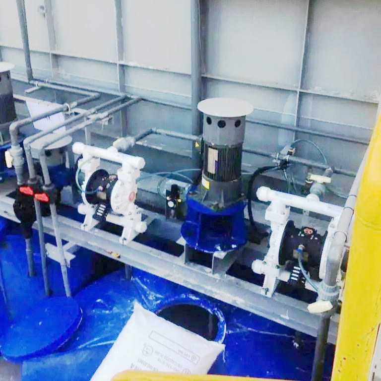 may bom mang hoa chat